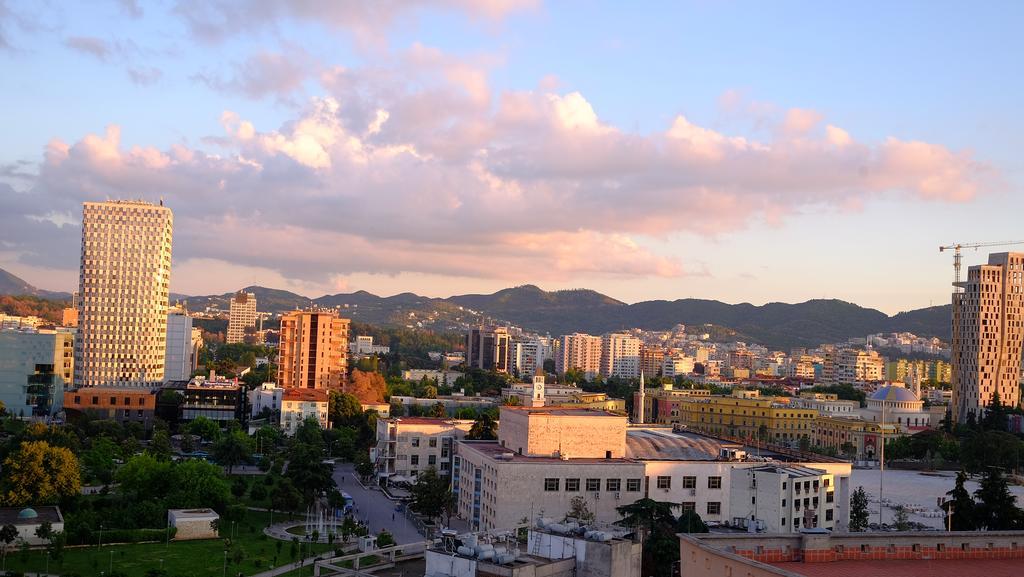 Galeria Apartment 地拉那 外观 照片